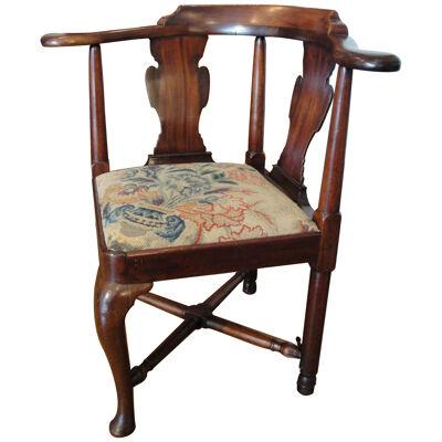 18th Century Mahogany Corner Chair With Tapestry Seat