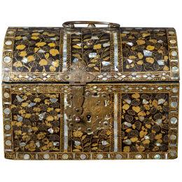 Japanese Namban chest with mother-of-pearl inlay and lacquer