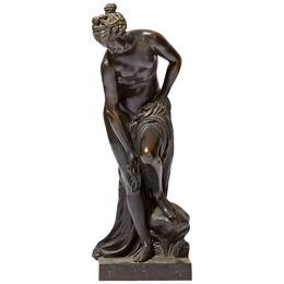 A bronce sculpture "Venus sortant du bain", 19th c.