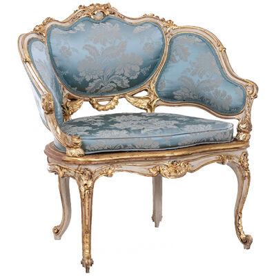 Marquise in gilded and carved wood in the LXV style. Circa 1880.
