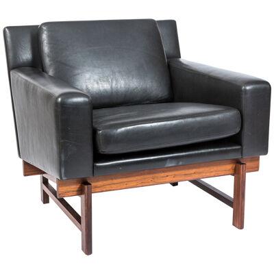Lounge Chair in Black Leather and Brazilian Rosewood