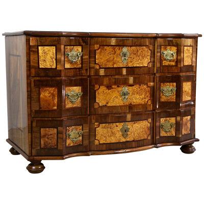 18th Century Baroque Chest Of Drawers, Nutwood - Austria circa 1770