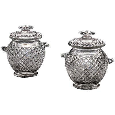 AN EXCEPTIONAL PAIR OF REGENCY CUT GLASS ICE BUCKETS