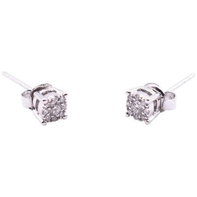 Pair of 18k White Gold Illusion Diamond Stud Earrings