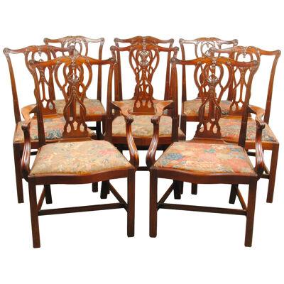 A FINE SET OF 8 CHIPPENDALE PERIOD CHAIRS