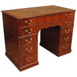 GEORGE III PERIOD MAHOGANY FITTED DESK ATTRIBUTED TO GILLOWS OF LANCASTER