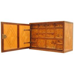 17TH CENTURY GERMAN MARQUETRY TABLE CABINET