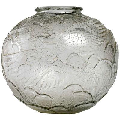 1925 Daum - Vase A la Cigogne Acid Etched Glass - Stork