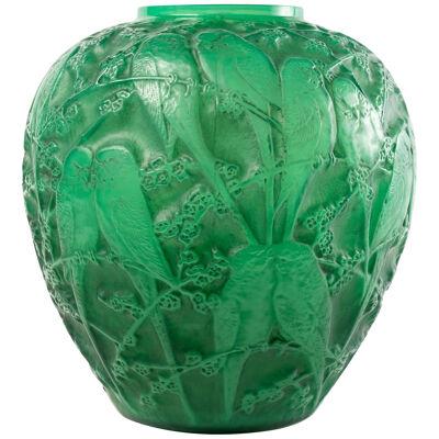 1919 René Lalique - Vase Perruches Cased Jade Green Glass With Grey Patina