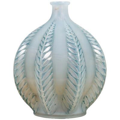 1924 René Lalique - Vase Malines Cased Opalescent Glass With Blue Patina