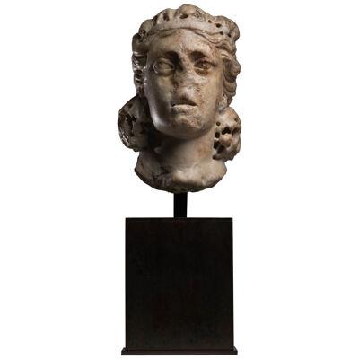 Head of virtue in marble - Italy (Siena) XIVth century