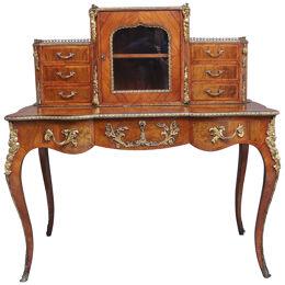 19th Century walnut desk by Gillows